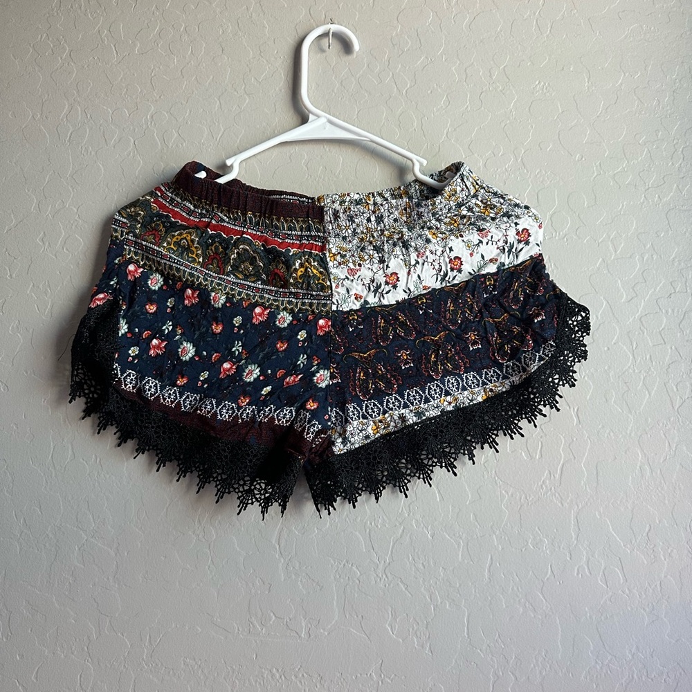 Floral Patchwork Women's Shorts with Lace Trim